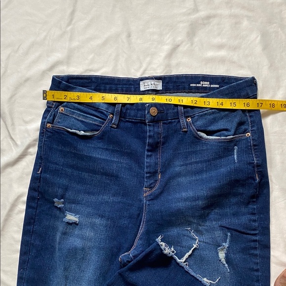 from the Nicole millar Jeans - Picture 1 of 13